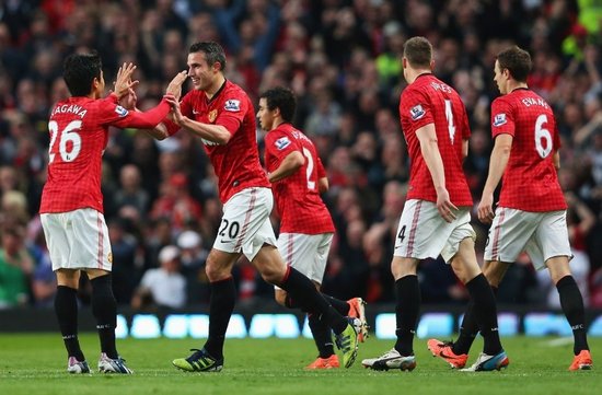 比赛中屡有 比赛中屡有